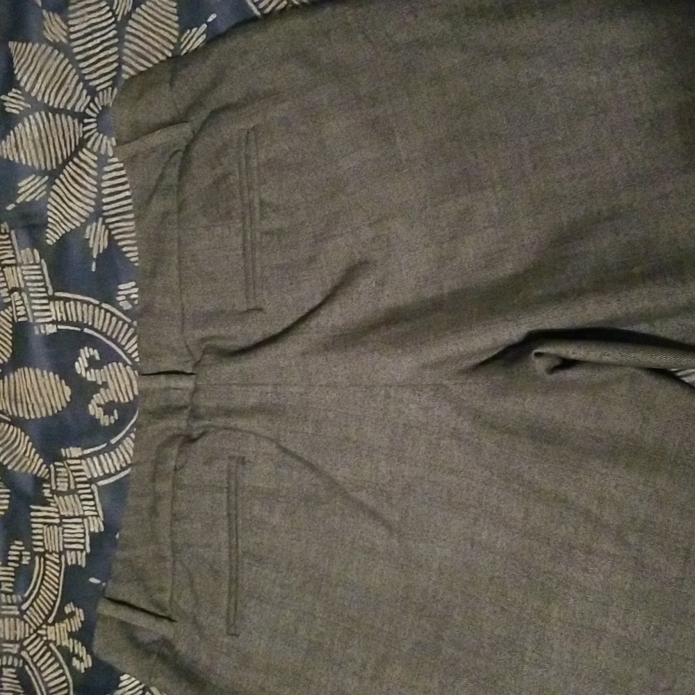Pants - Picture 4 of 7